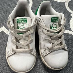 Adidas Kids'  Stan smith Sneakers in White and Green